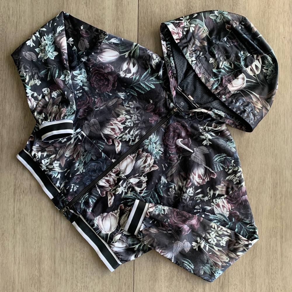 Nike Women's Black Floral Court Dri Fit Full Zip Jacket